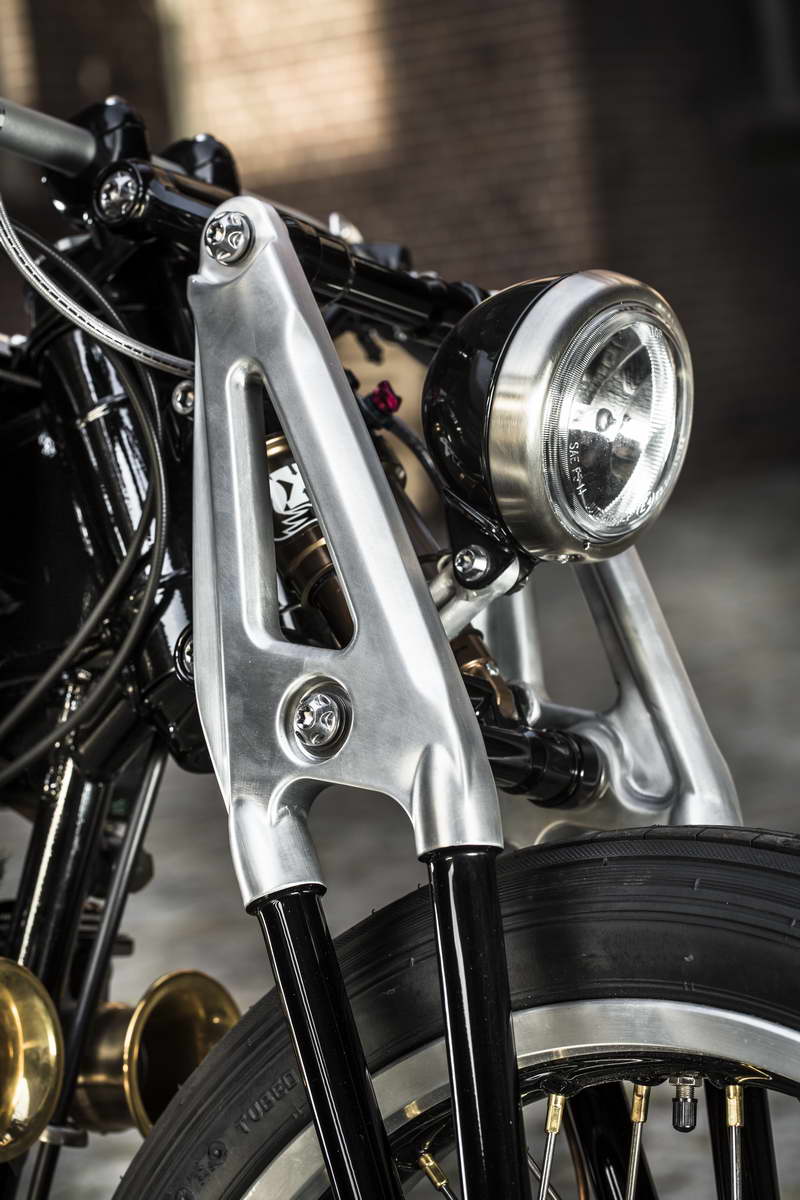 Triumph Scrambler Roadster